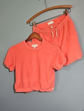 Free Assembly girls cropped terry set Size 14/16 XL